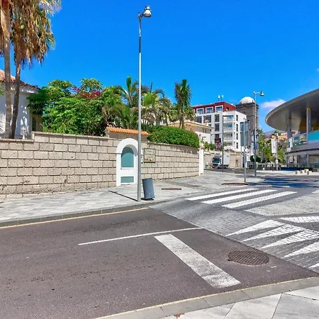 Luxury El Duque Ocean View Βίλα
