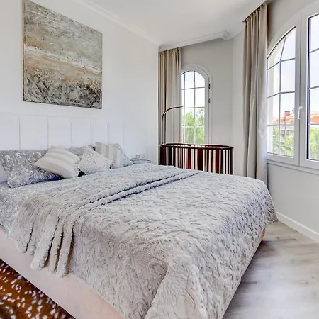 Luxury El Duque Ocean View